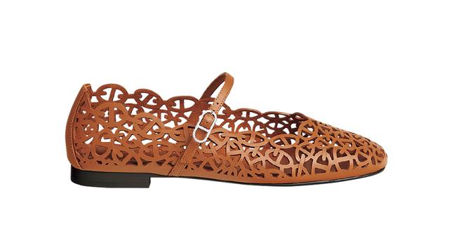 画像: 靴￥248,600／エルメス COURTESY OF HERMÈS