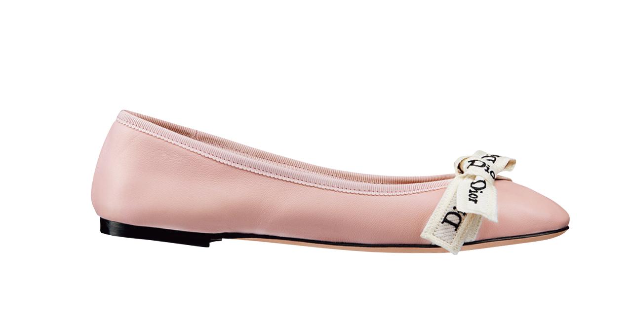 画像 : 2番目の画像 - 「エルメス、ディオールほか
流行続行。
最新バレリーナシューズ」のアルバム - T JAPAN:The New York Times Style Magazine 公式サイト