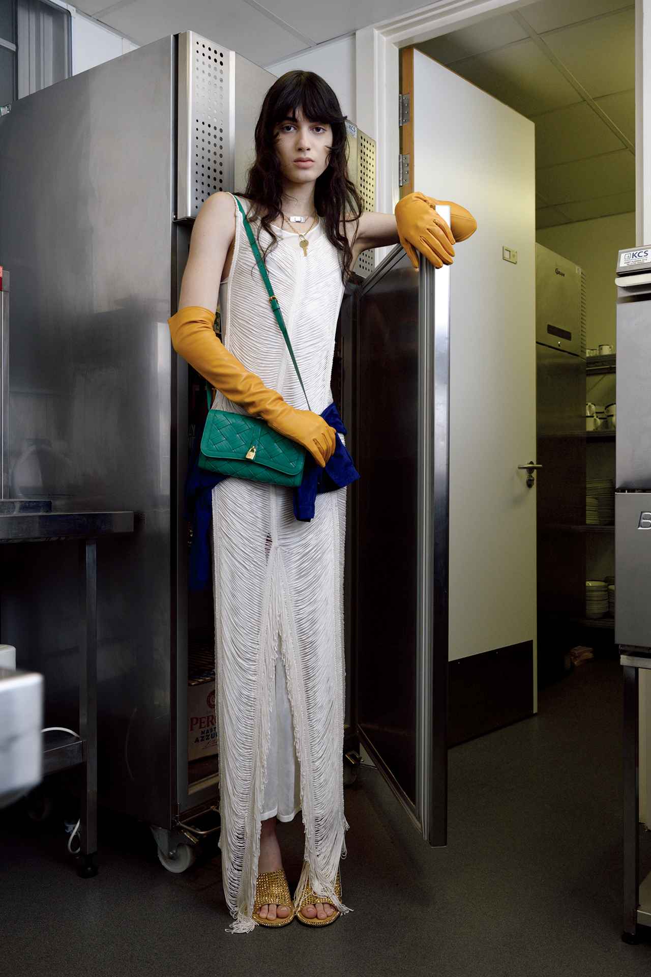 画像 : 1番目の画像 - 「春のモード最前線は、
80's風の色使いと大ぶりアクセで
存在感マシマシがツボ!」のアルバム - T JAPAN:The New York Times Style Magazine 公式サイト