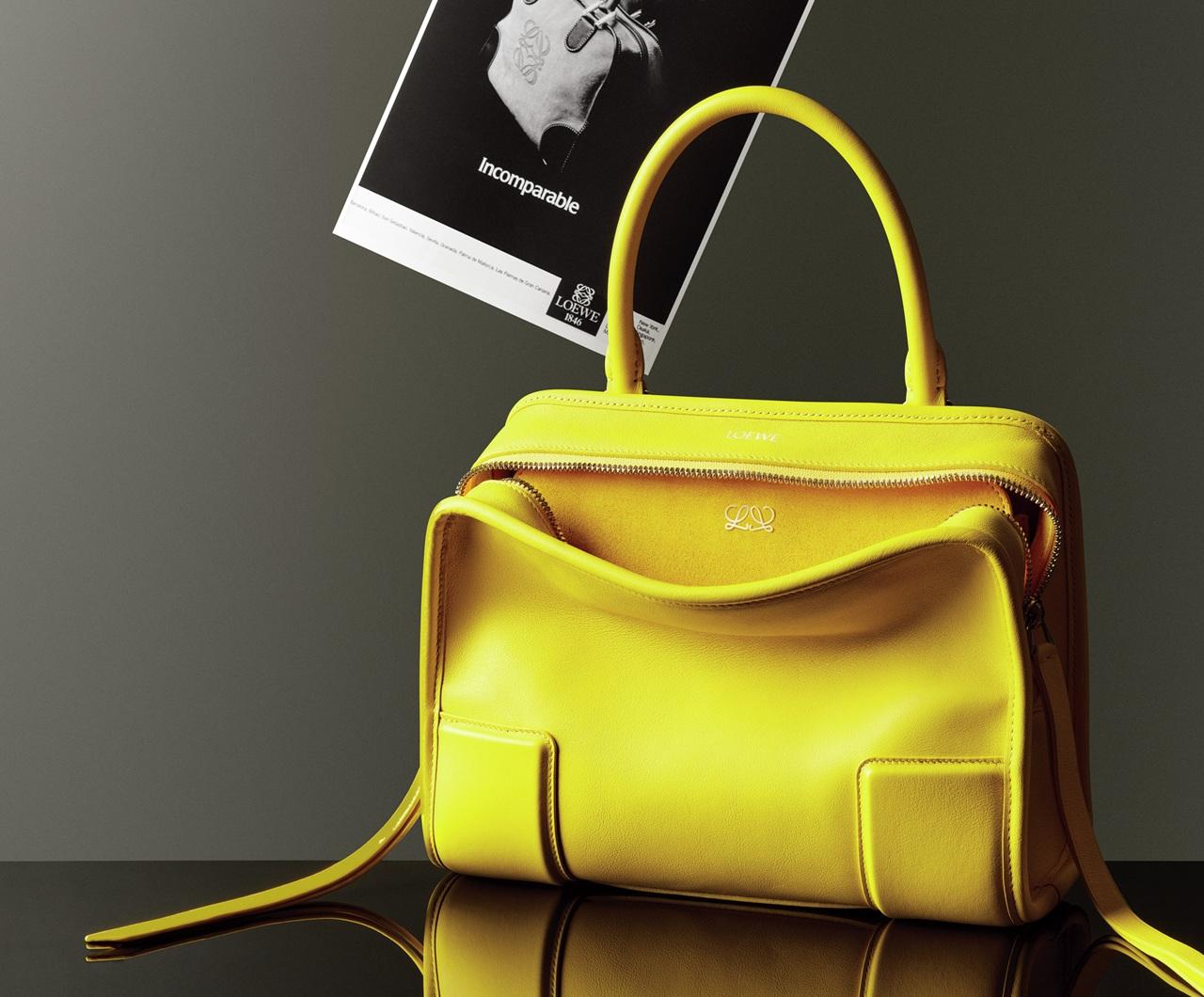 ロエベ LOEWE リュックサック ナイロン レザー イエロー　ミモザカラー ロエベの最新アイコンバッグ 「アマソナ180」が 魅力的な理由 - T