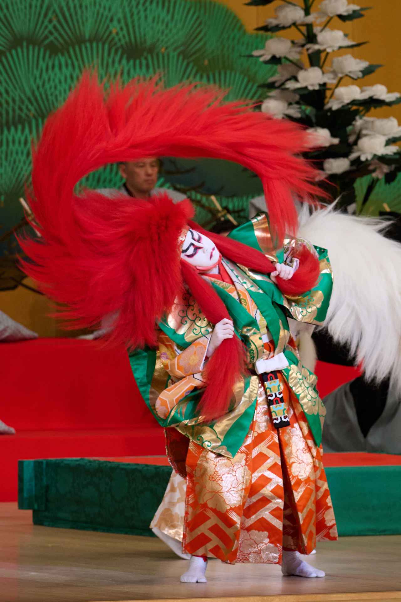 画像 : 9番目の画像 - 「若き獅子、そのまなざし
尾上眞秀が向き合う『連獅子』
令和を駆ける“かぶき者”たちVol.21」のアルバム - T JAPAN:The New York Times Style Magazine 公式サイト