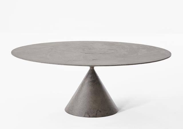 画像: 「クレイ」＜φ180×H74.5cm＞￥2,673,000〜／デサルト（カッシーナ・イクスシー） COURTESY OF CASSINA IXC.