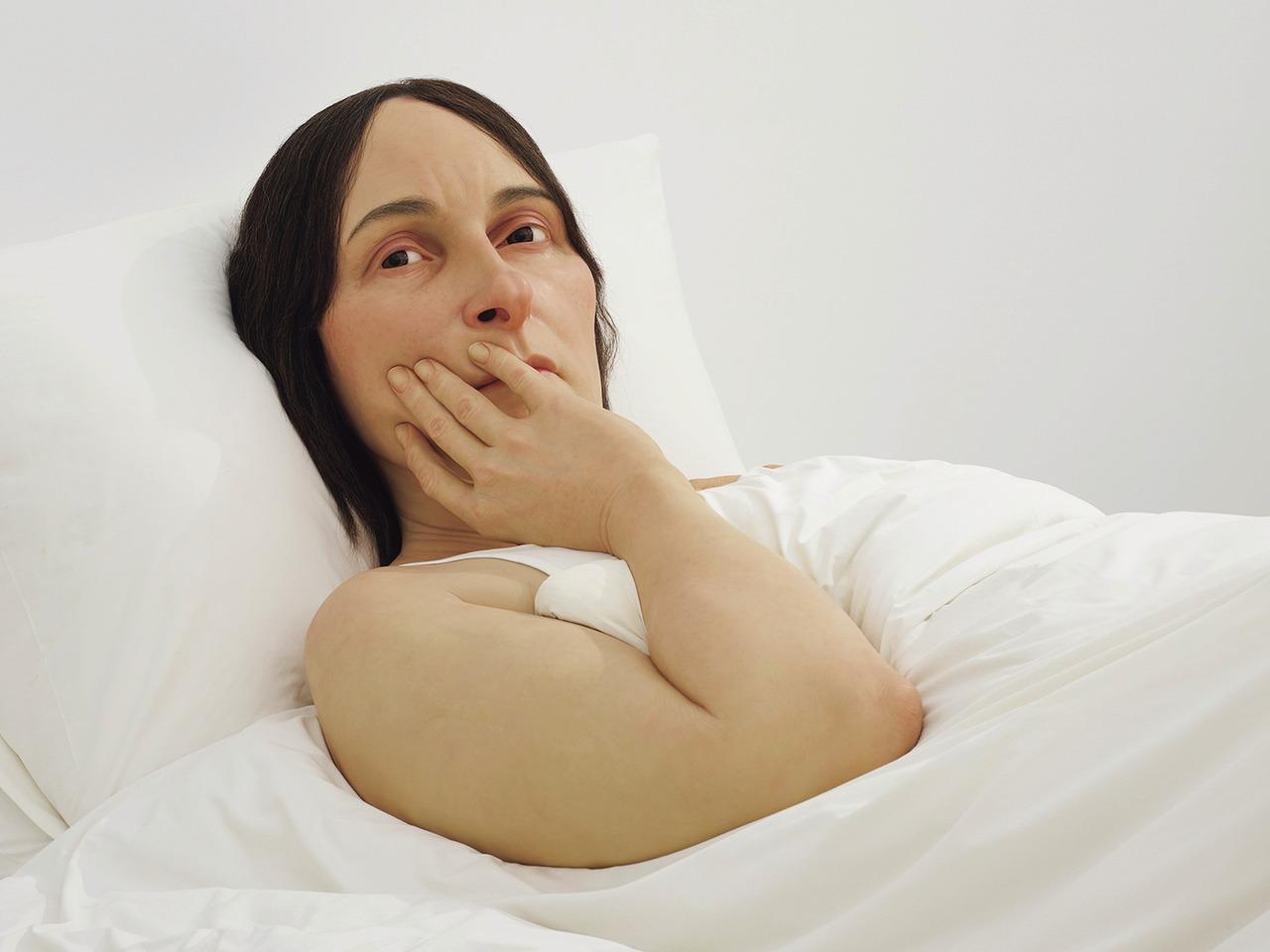 画像 : 1番目の画像 - 「知覚を揺さぶると話題沸騰!
ロン・ミュエク展が六本木で開催中
超写実スカルプ像の制作過程に迫る」のアルバム - T JAPAN:The New York Times Style Magazine 公式サイト