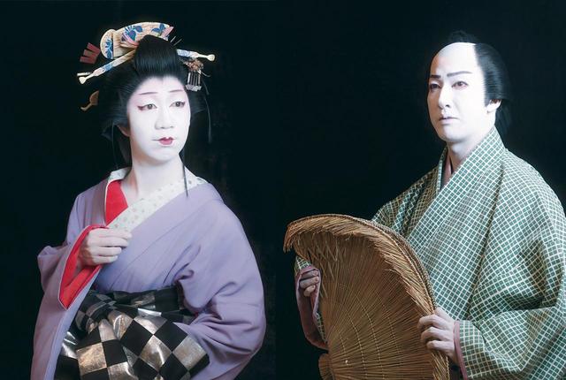 画像: (左)天満屋お初を演じる中村壱太郎。(右)平野屋徳兵衛を演じる尾上右近