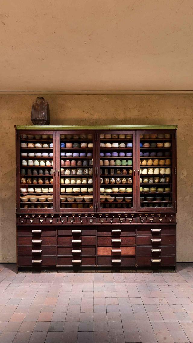 画像2: Chawan Cabinet by Theaster Gates Photo Empty Space