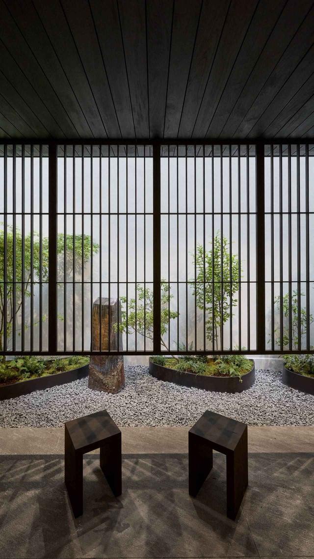 画像3: Chawan Cabinet by Theaster Gates Photo Empty Space