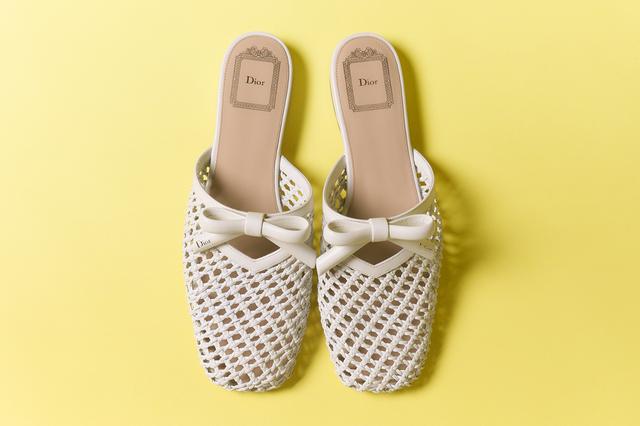 画像: サンダル¥250,000(参考価格)/ディオール