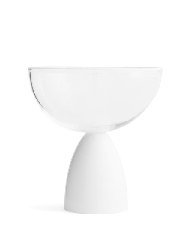画像: 「オルシーニ」シャンパングラス（ホワイト）￥87,120／アルマーニ / カーザ COURTESY OF ARMANI/CASA
