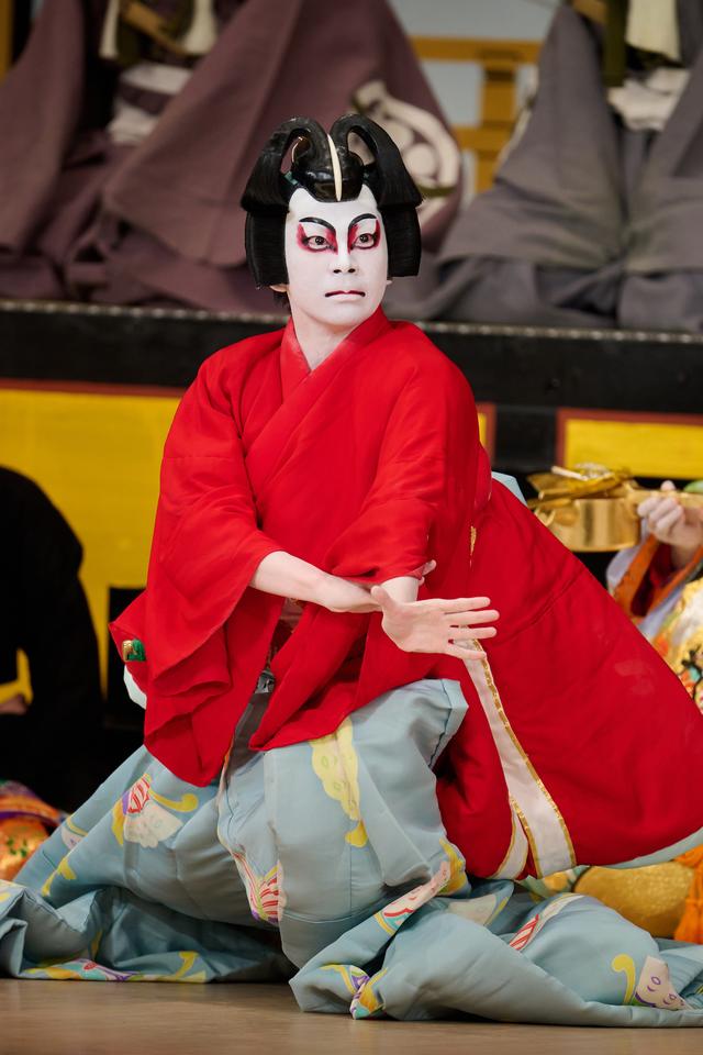 画像2: 『寿曽我対面』曽我五郎時致=尾上辰之助
