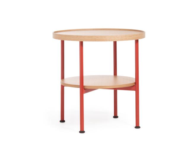画像: 「モッタ」<φ50×H50cm>¥160,600、棚板<φ41.5cm>¥57,200/マジス COURTESY OF MAGIS JAPAN