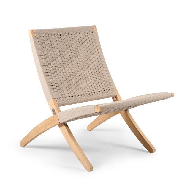 画像: 「アウトドア用のMG501 キューバチェア」¥128,700/カール・ハンセン&サン COURTESY OF CARL HANSEN & SØN