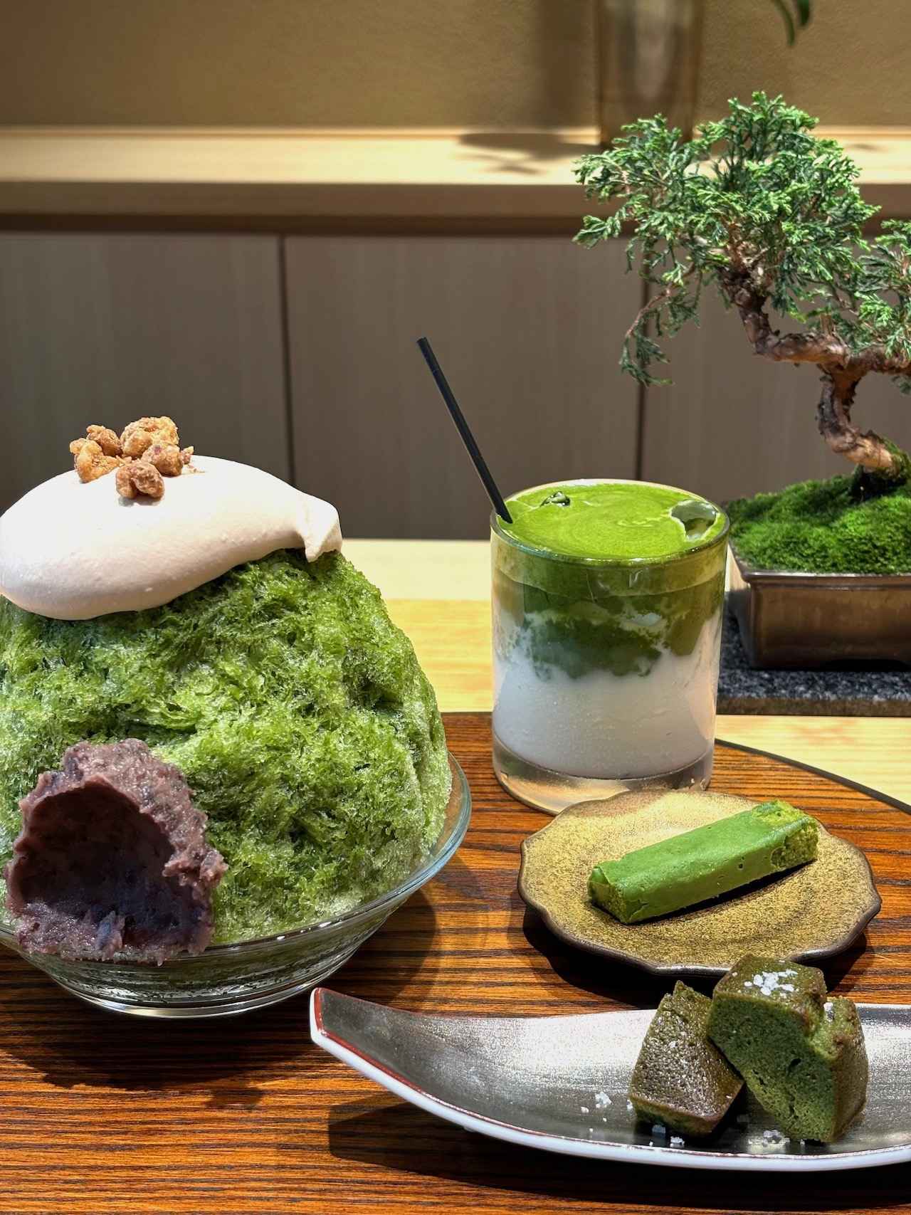 画像 : 7番目の画像 - 「香港スイーツ、かき氷、桃コンブチャ。
暑さを忘れるとっておきな口福！
桂まりの「偏愛！ 食いしん坊部」vol.54」のアルバム - T JAPAN:The New York Times Style Magazine 公式サイト