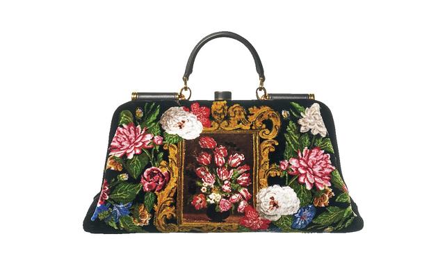 画像: バッグ〈H18.5×W35.5×D11〉¥1,782,000(予定価格)/ドルチェ&ガッバーナ