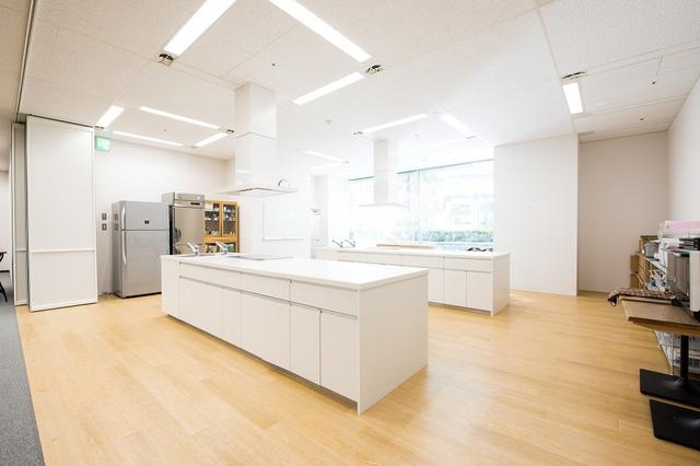画像: 社内にあるオイシックス・ラ・大地のキッチンスタジオ