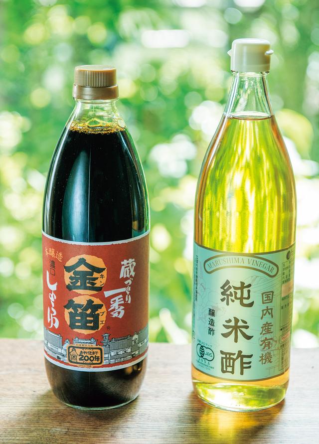 画像: お気に入りの調味料は、なぜか、みな瓶入り。ワインは赤が好きだけれど、透明な瓶欲しさに白を買うことも