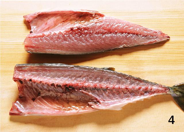 画像: 4 二枚におろした状態