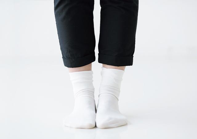 画像: 「ゴーシュ」で買った白ソックス