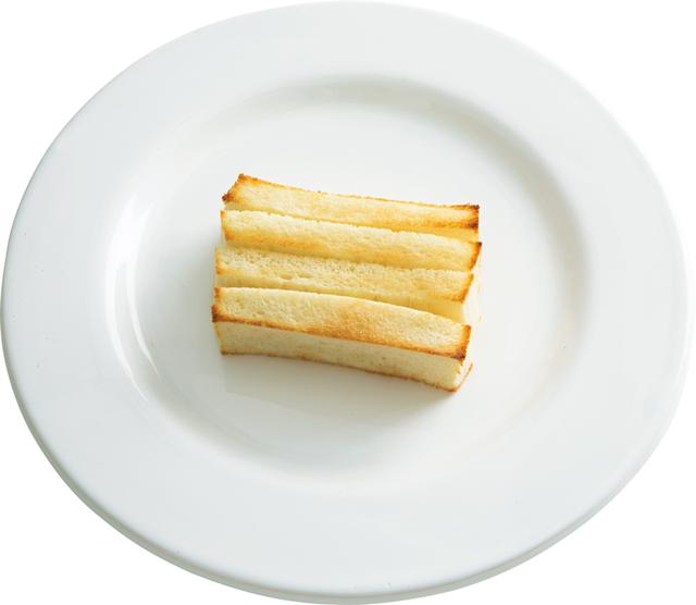 画像: 8枚切り食パンで ミルフィーユバタートースト