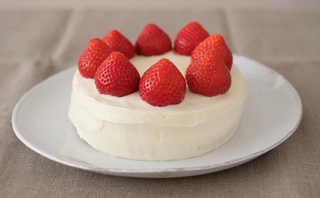 画像: いちごのショートケーキのつくり方