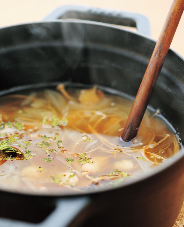 画像: 干しきのこを使って 干しきのこと白いんげん豆のスープ