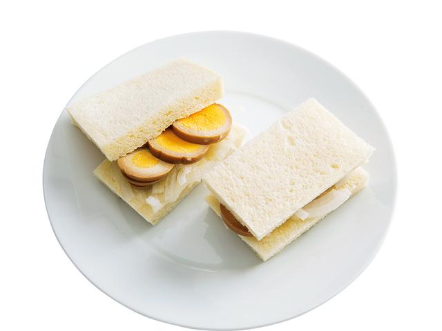 画像: 8枚切り食パンで 味玉サンド