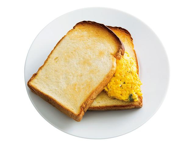 画像: イギリスパンで ゴルゴンゾーラオムレツサンド
