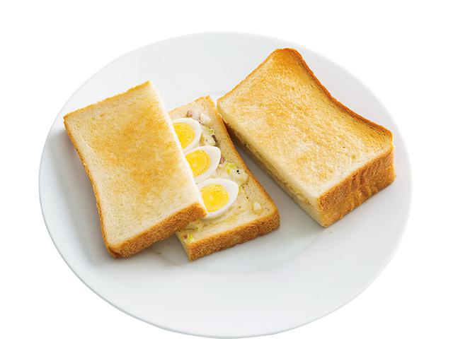 画像: 8枚切り食パンで うずらの玉子サンド