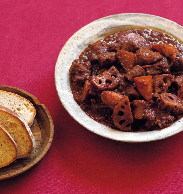 画像: 豚肉と根菜の八丁味噌入り煮込み