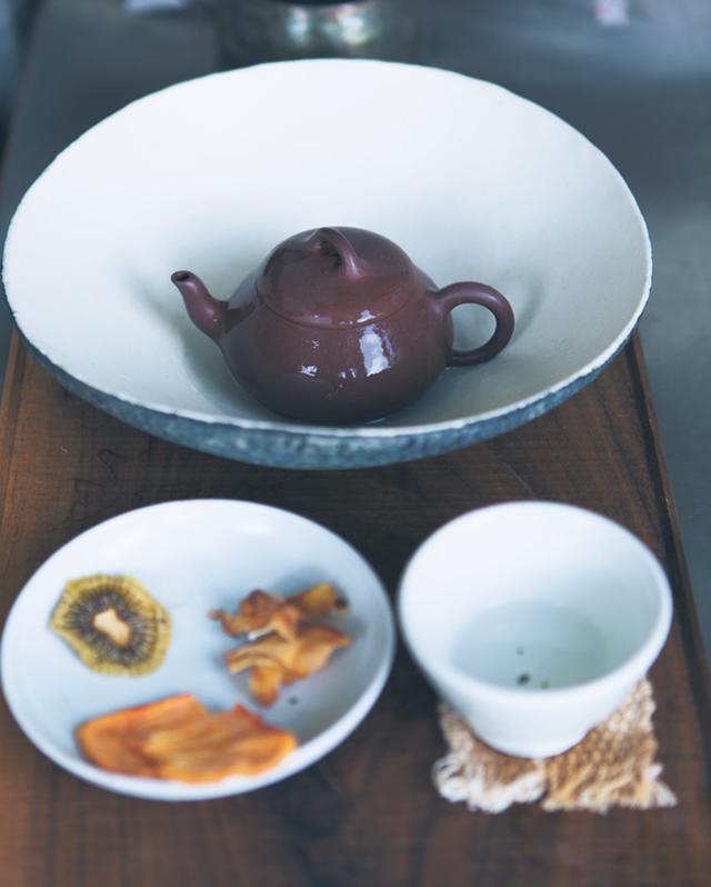 画像1: 9:10 自分用にお茶の準備
