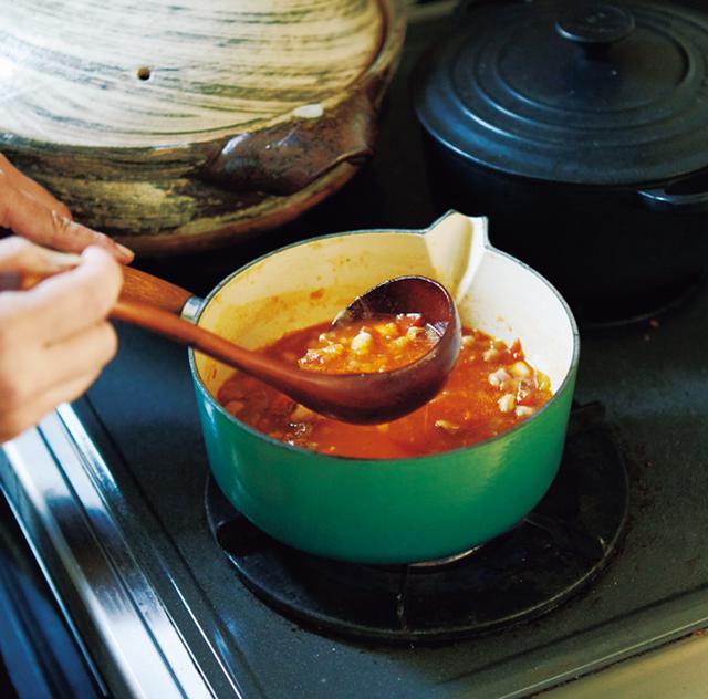 画像: 朝食に登場回数が多いスープ。「野菜も無理なくたっぷりとることができ、心と体がほっとします」。この日はミネストローネ