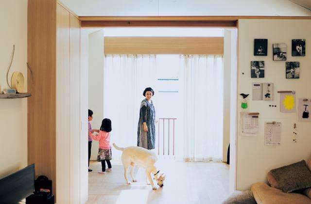 画像: 6:45 起床、洗顔、身支度、リビングの窓を開けて換気、ご主人と子どもに、おはようのあいさつ