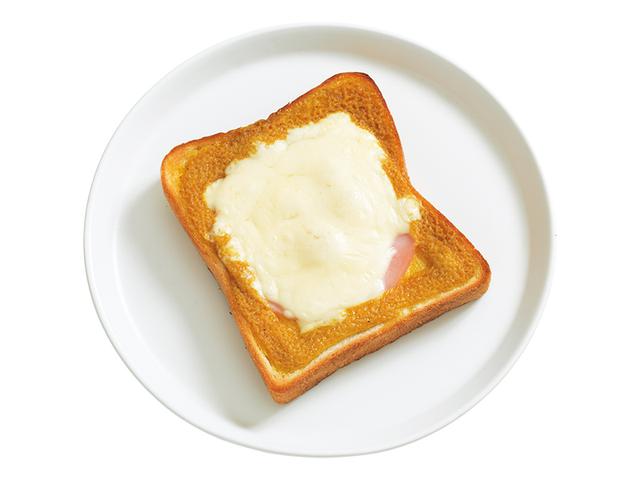 画像: 「カレードテマヨトースト」カレー味のマヨネーズに、たっぷりのピザチーズ。子どもから大人まで、みんなが大好きな鉄板の味です。