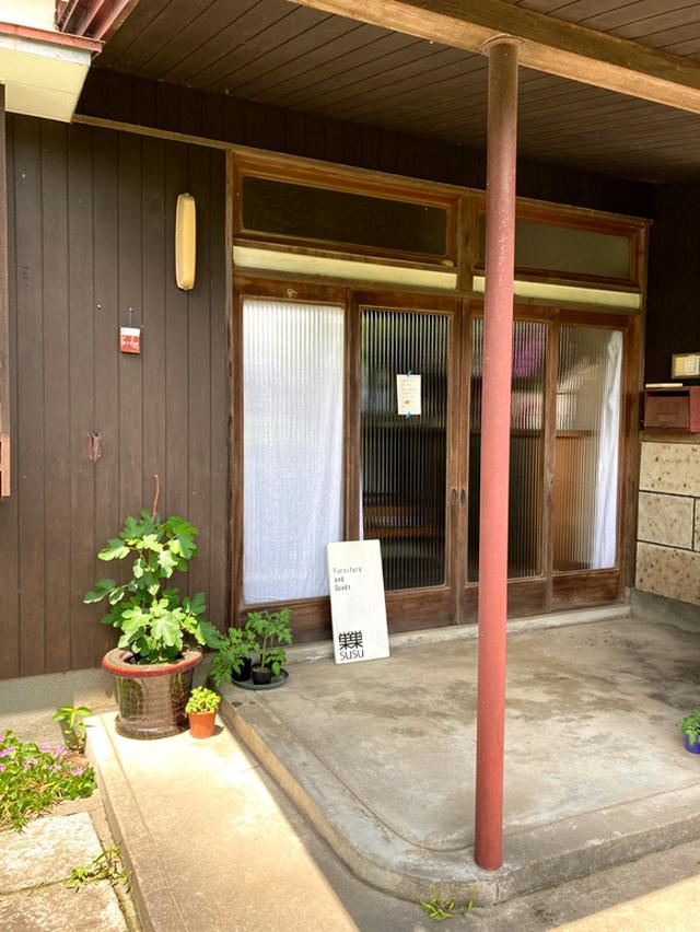 画像: 新しい巣巣の入り口です。