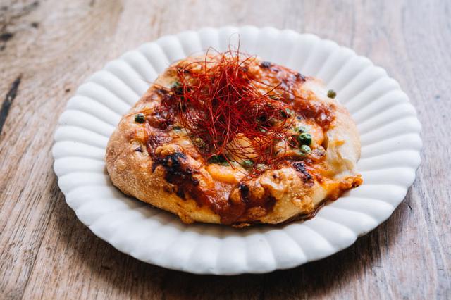 画像: 「お客さまにきちんと味の説明ができるように」と、店のパンの具材を活用することも多い