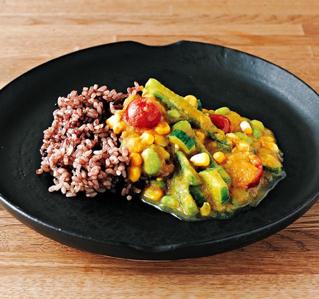 画像: 夏野菜カレーのつくり方