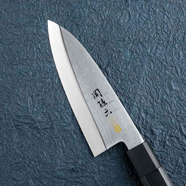 画像: 鋼の包丁に近い切れ味が自慢