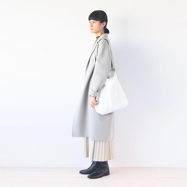 画像: コート 39,800円/ル グラジック(ビショップ) そのほか、スタイリスト私物