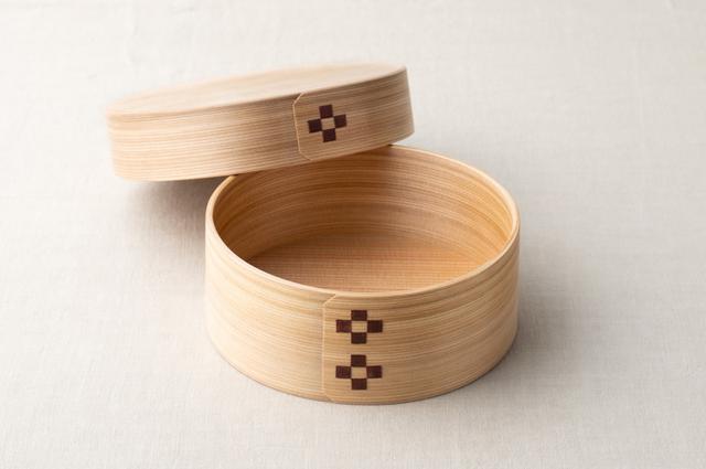 画像: 幅15×奥行15×高さ6cm、容量700ml、価格7,000円(税抜)