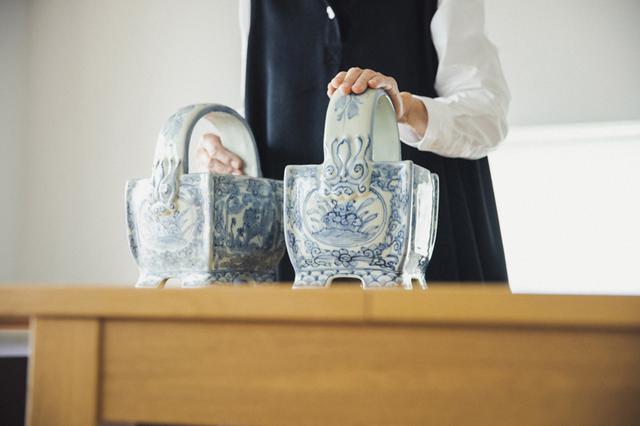 画像: 手先をあたためる、手あぶり