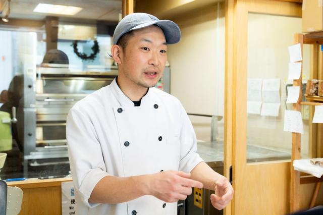 画像: 清水さんは農獣医学部出身。もともと食品に興味があり、学生時代にパン屋さんでアルバイトをしたことで、パンづくりの面白さに気づいたのだそう