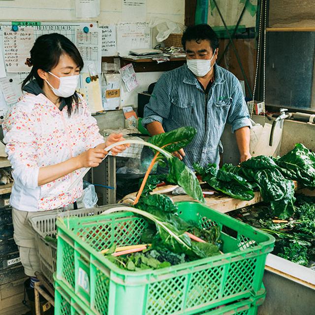 画像: 埼玉県草加市で都市農業を営む「チャヴィペルト」の中川拓郎さんと