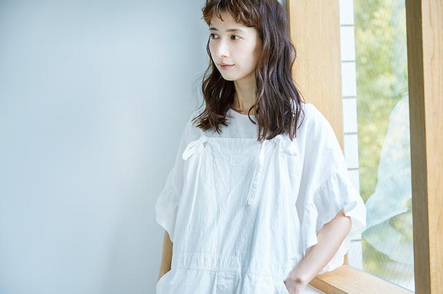 画像: 「フリル袖 プルオーバー」季節のコーディネート