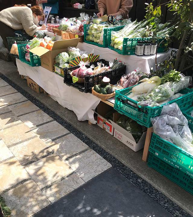 画像: 西陣で八百屋を営む、ベジサラ舎さんはほぼ毎回出店。