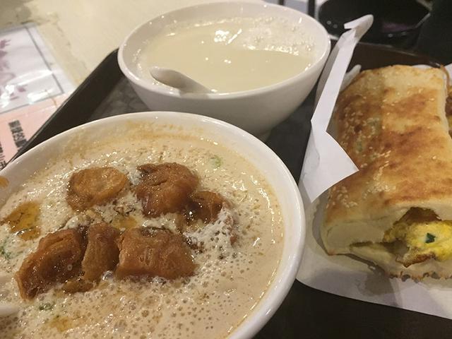 画像3: 台湾の豆乳スープ「鹹豆漿(シェントゥジャン)」