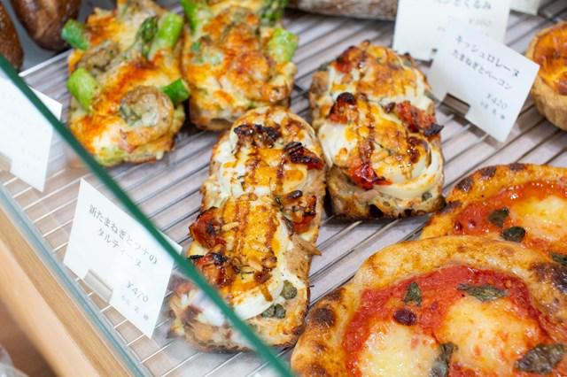 画像: 「新たまねぎとツナのタルティーヌ」も春を感じるひと品