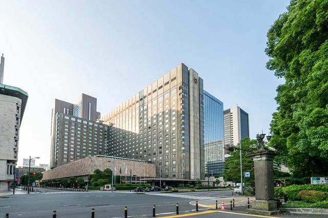 画像: 1970年から築50年あまりの歴史を誇る本館と、タワー館からなる「帝国ホテル 東京」外観