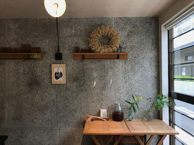 画像: 五条堀川からすぐ、オープンキッチンの小さなお店