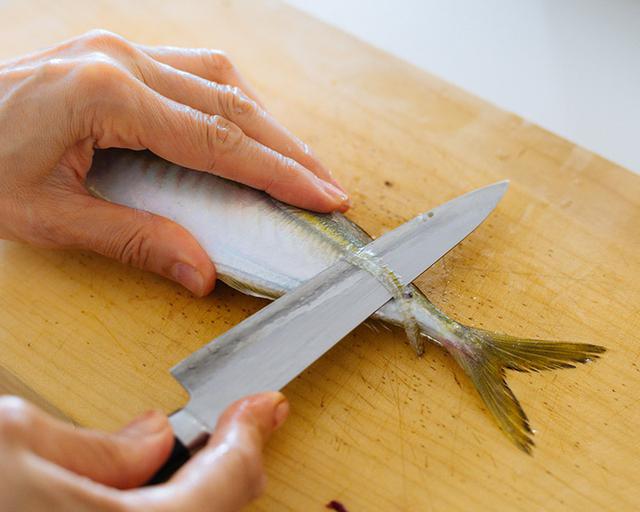 画像2: あじの下処理(煮魚用)