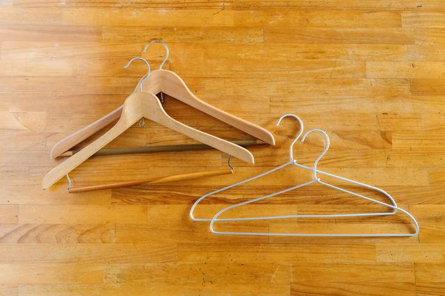 画像: 使用している2種類のハンガー