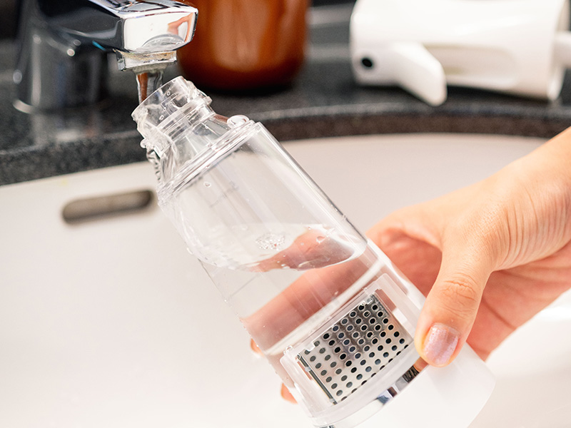画像: 除菌水の効果は、生成から12時間持続します